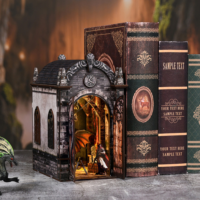 DIY Book Nook Kit Dragon Knigh - Laptop Accessories Light recensione e prezzo