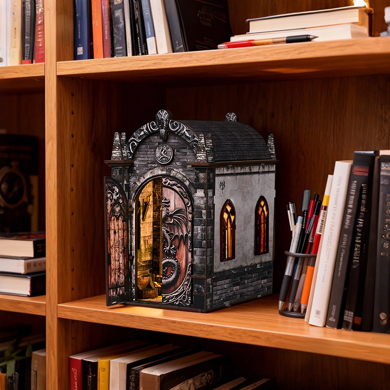 DIY Book Nook Kit Dragon Knigh - Laptop Accessories Light recensione e prezzo