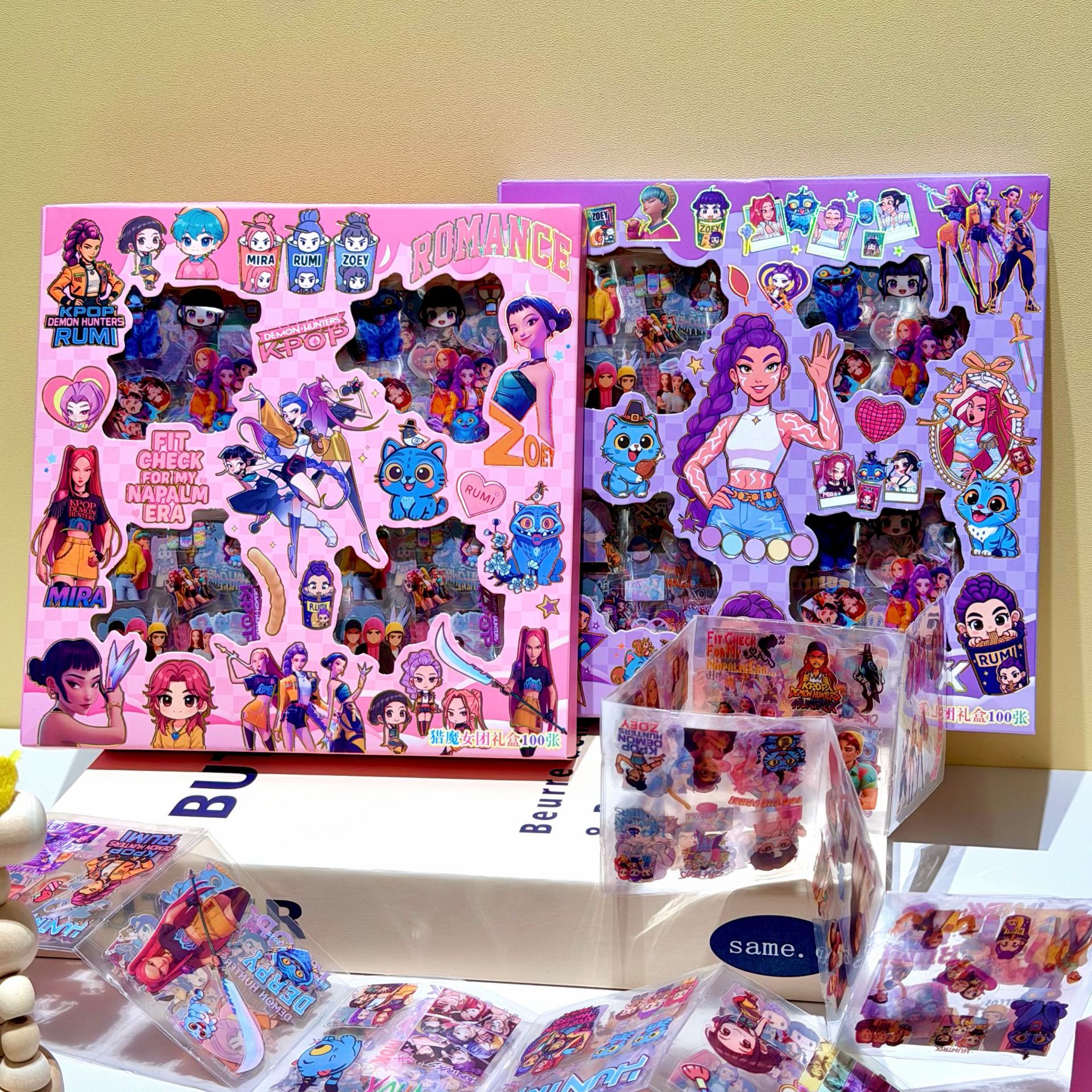 100pcs/set Anime Cartoon Anime - Laptop Accessories Kit recensione e prezzo