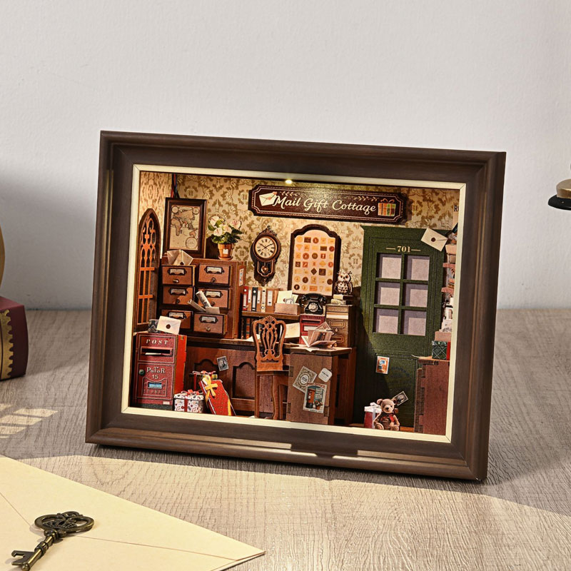 Retro Post Office Book Nook DI - Laptop Accessories Light recensione e prezzo