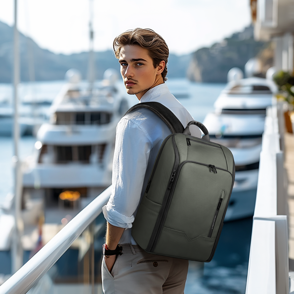 HK Business Men's Backpack 15. - Laptop Bag Waterproof recensione e prezzo
